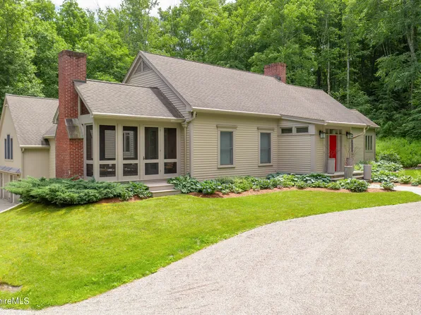 9 E Mountain Rd, Great Barrington, MA 01230