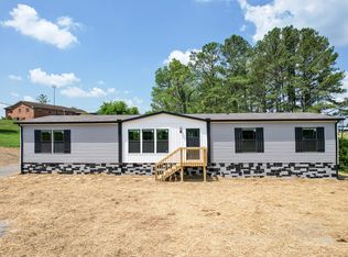 215 Wayland Dr, Bulls Gap, TN 37711