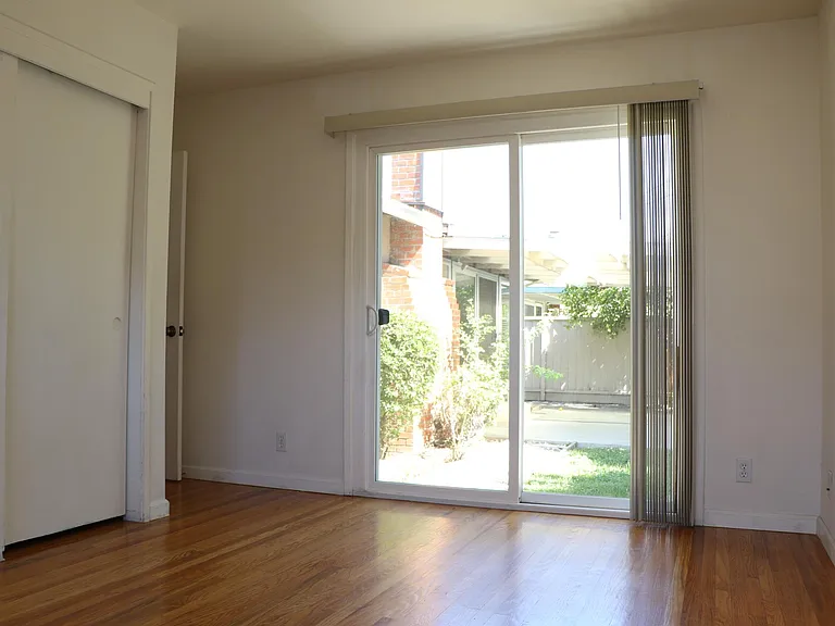 67 Muir Ave — Photo 18