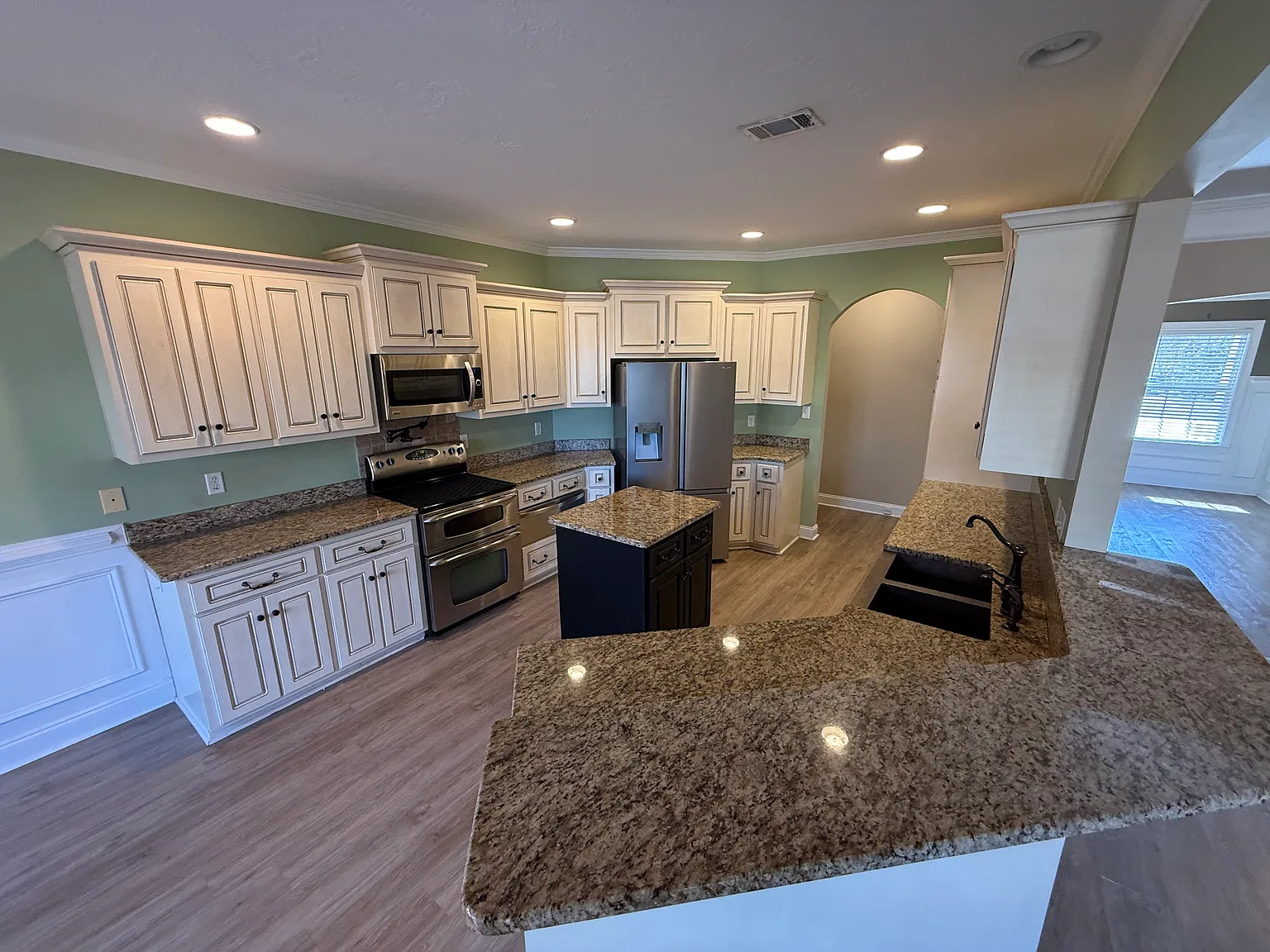1165 Indian Springs — Photo 3
