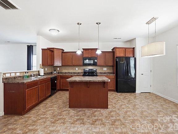 2nd image of 7095 Sonja Dr