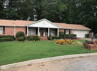 4 Barrett Ct, Mauldin, SC 29662