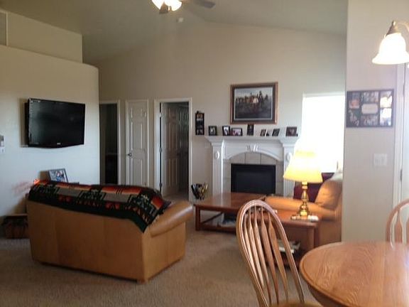 3rd image of 20078 Colebrook Ct