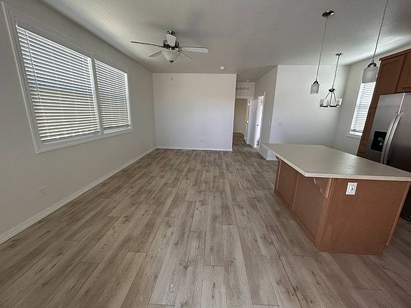5th image of 10525 Somerset Blvd Space 38