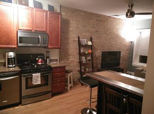 3808 W Belle Plaine Ave APT 2, Chicago, IL 60618