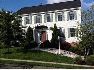 104 Valleybrook Dr, Valencia, PA 16059