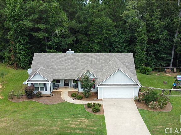 2nd image of 1090 Oak Hill Lane