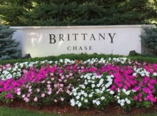 1005 Brittany Dr, Wayne, NJ 07470