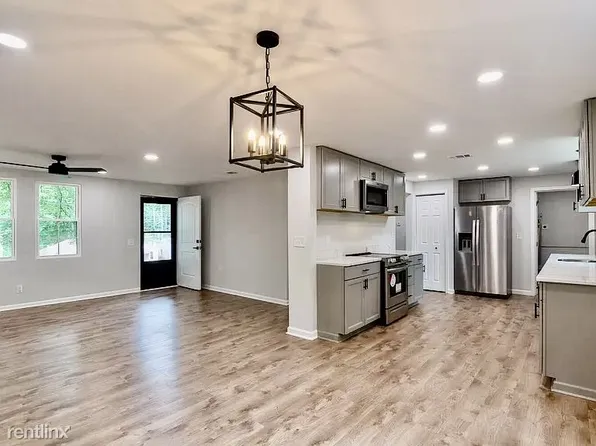 623 Pershing Dr, North Augusta, SC 29841