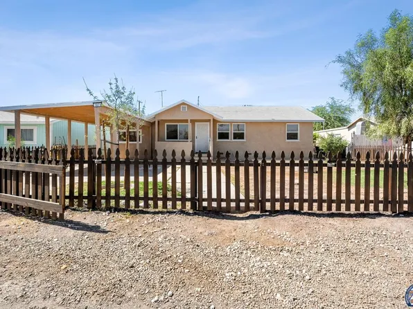 147 W Church St, Calipatria, CA 92233