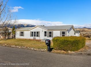 15 Shotgun St, Rifle, CO 81650