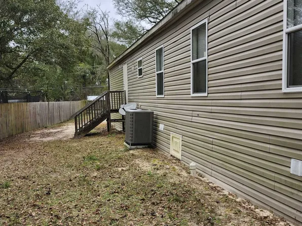 827 Ridge Rd, Tallahassee, FL 32305