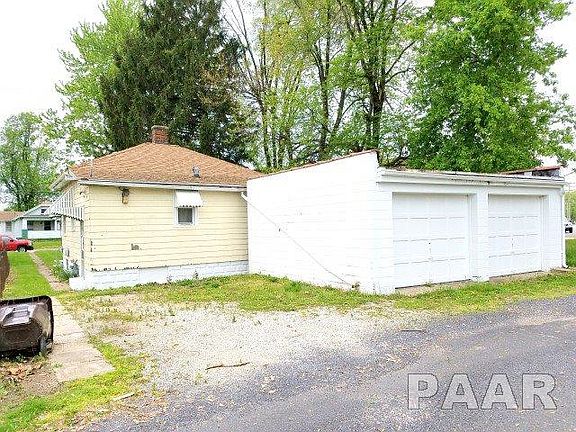 4th image of 2128 N Gale Ave