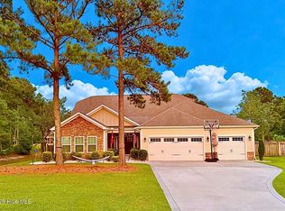 308 E Dolphin Vw, Sneads Ferry, NC 28460