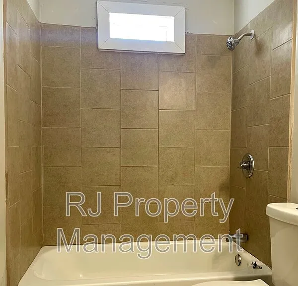 809 Juliet Ave — Photo 12