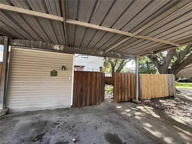 2321 Oxford Pl — Photo 21