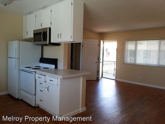4th image of 1156 Hornblend St APT 02