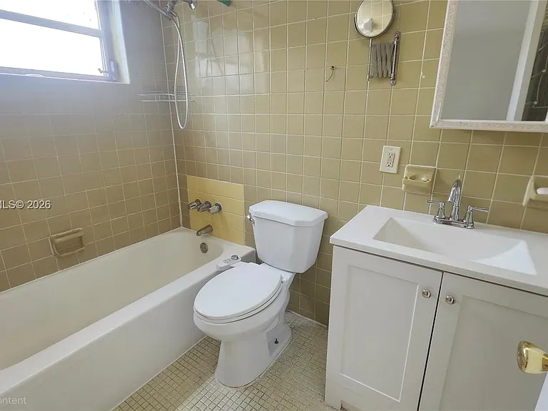 1230 W 54th St #226A — Photo 6