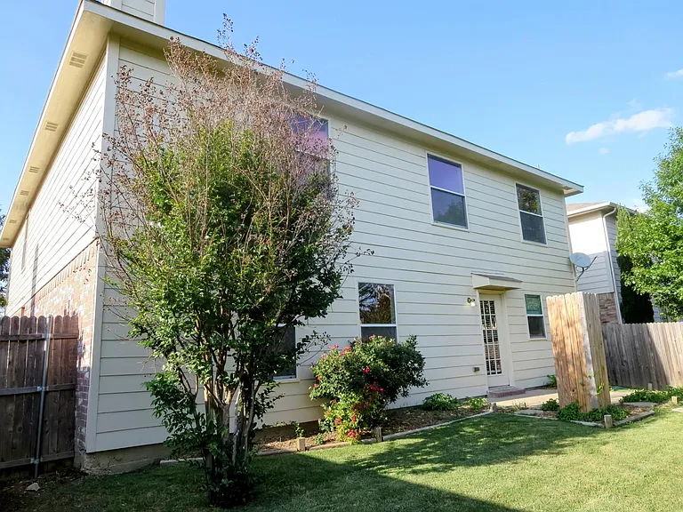 2348 White Oak Dr — Photo 35