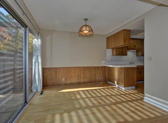 5th image of 616 Vasona Ave