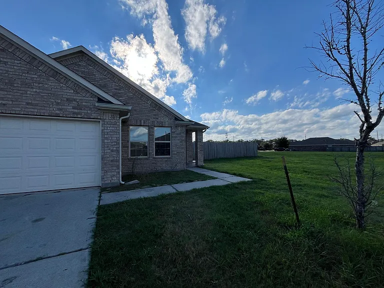 23023 Black Mountain Ash Ct — Photo 4