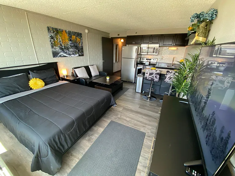 The 609 Studios — Photo 10