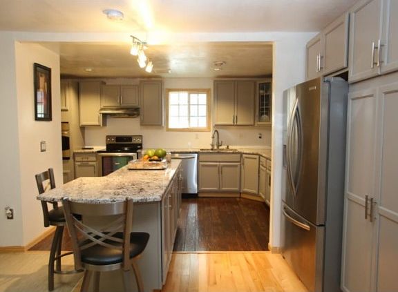 4th image of 11910 Woodbine St NW