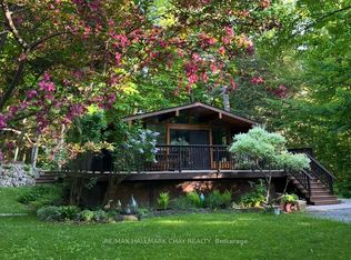 691 Lafontaine Rd W, Tiny, ON L9M0L6