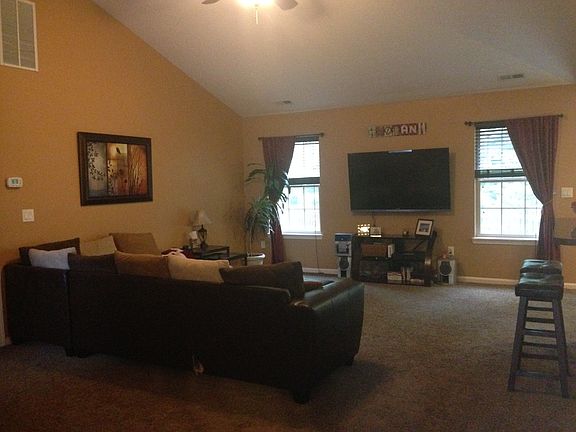 3rd image of 8227 Rachel Ln
