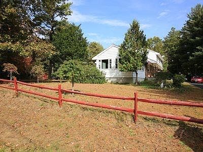 1st image of 6 Liz Ann Dr #1A