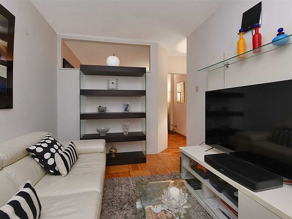 4th image of 12325 82nd Ave APT 1P