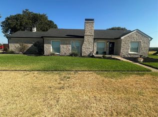 2409 Highway 81 N, Bowie, TX 76230