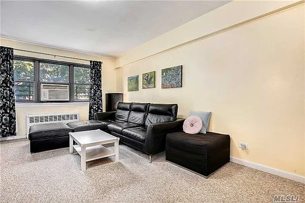 Sold by Redfin Real Estate | media 7