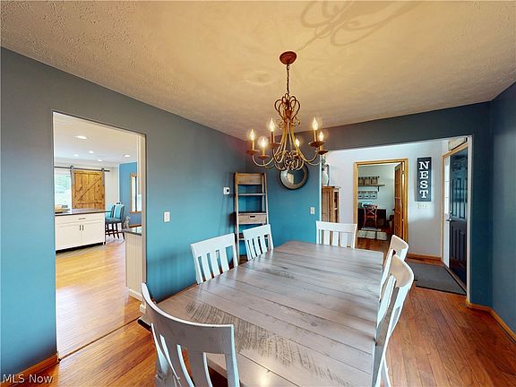 4th image of 2450 Fairchild Cir NW