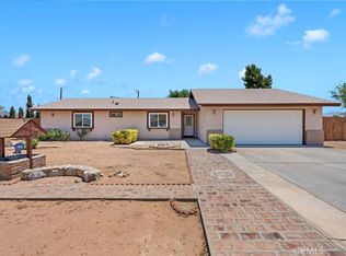 12433 Pocomoke Rd, Apple Valley, CA 92308