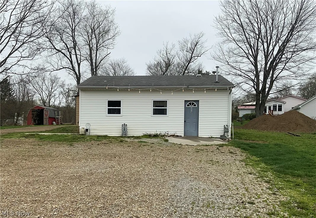 1112 Mick Rd photo 1