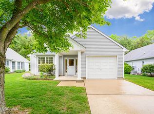 585 Waterford Dr, Manchester, NJ