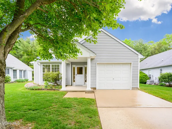 585 Waterford Drive, Manchester, NJ 08759