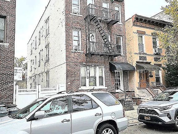 3rd image of 2046 Bay Ridge Ave