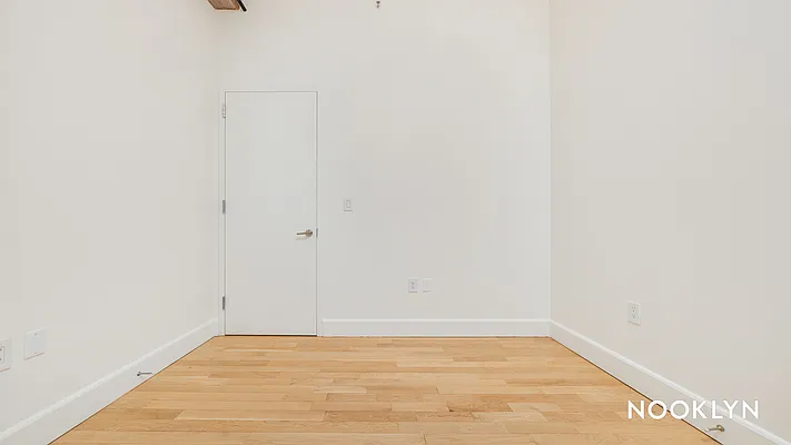 Rented by Nooklyn NYC LLC | media 18