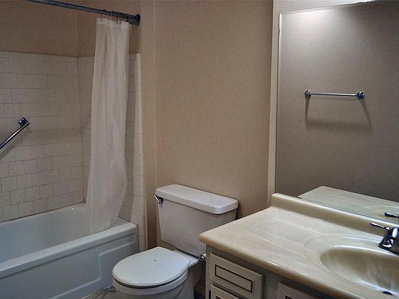 3rd image of 3840 Laura Leigh Ln