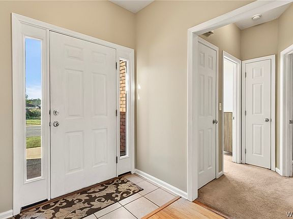3rd image of 4932 Ross Cir