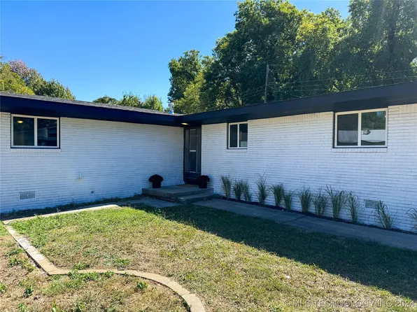 4207 Fleetwood Dr, Bartlesville, OK 74006