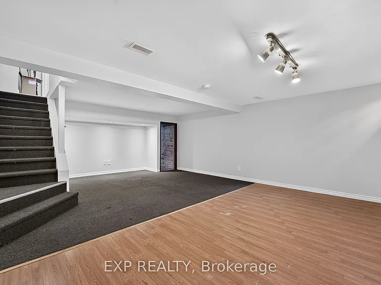 77 Linwell Rd #113 — Photo 32