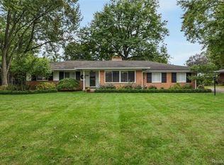31698 Southview St, Beverly Hills, MI