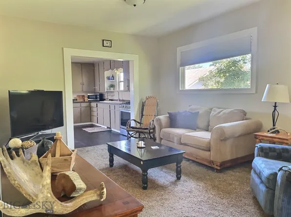 905 Front St, Philipsburg, MT 59858