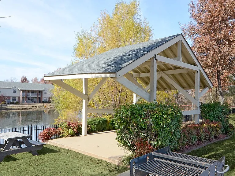 Park Lake — Photo 4