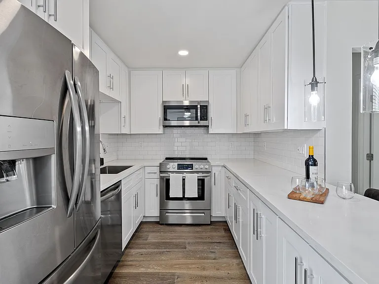 226th St Apartments TIC — Photo 3