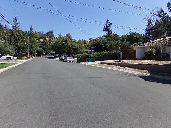 5th image of 4150 Golf Dr