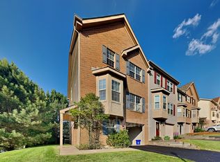 301 Fairfax Ct, Seven Fields, PA